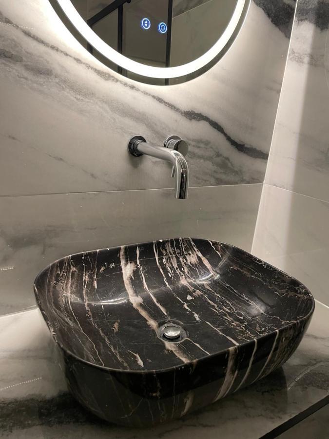 Luxury Apartment Edinburgh Centre With Steam Room Εξωτερικό φωτογραφία