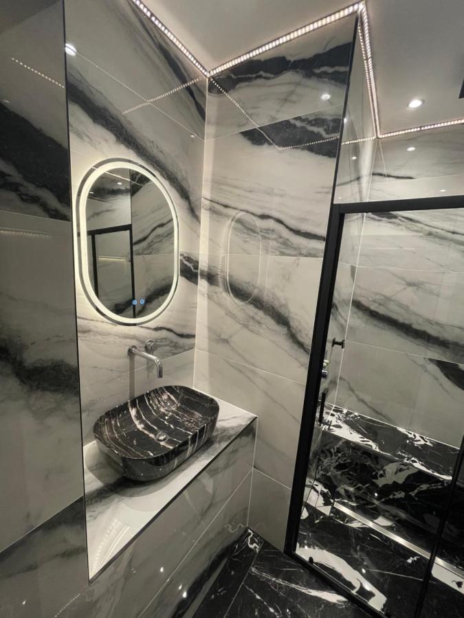 Luxury Apartment Edinburgh Centre With Steam Room Εξωτερικό φωτογραφία