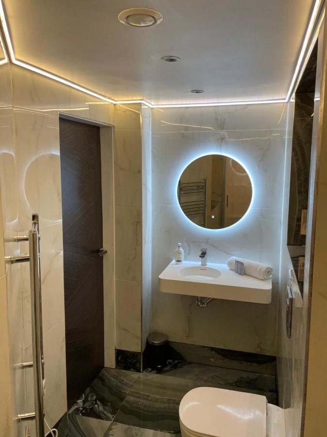 Luxury Apartment Edinburgh Centre With Steam Room Εξωτερικό φωτογραφία